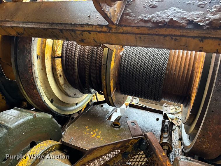 image for item NM9232 1980 American  7260 crane