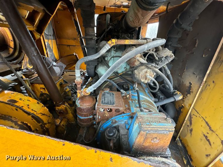 image for item NM9232 1980 American  7260 crane