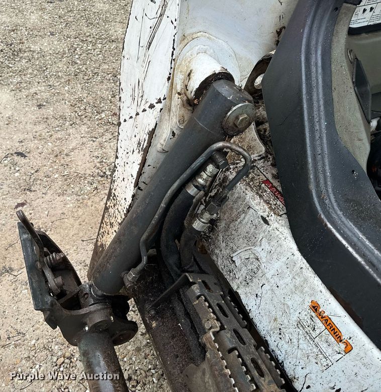image for item NM9239 2015 Bobcat T630 tracked skid steer loader