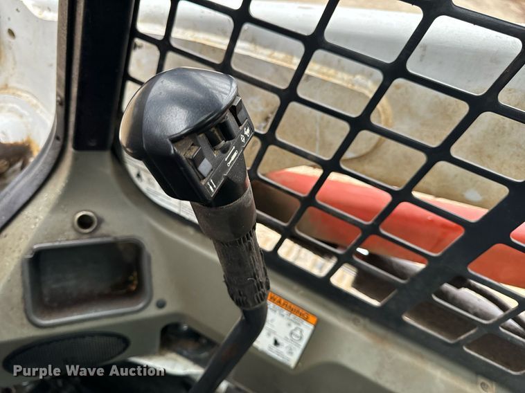 image for item NM9239 2015 Bobcat T630 tracked skid steer loader