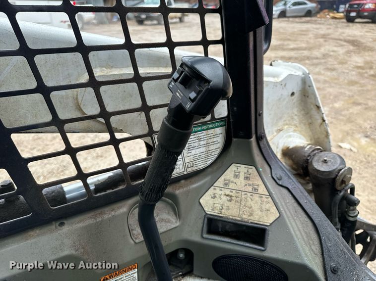 image for item NM9239 2015 Bobcat T630 tracked skid steer loader