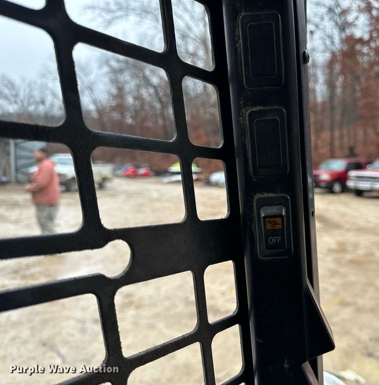 image for item NM9239 2015 Bobcat T630 tracked skid steer loader