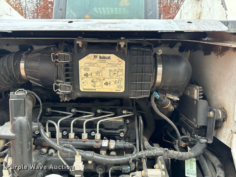 image for item NM9239 2015 Bobcat T630 tracked skid steer loader