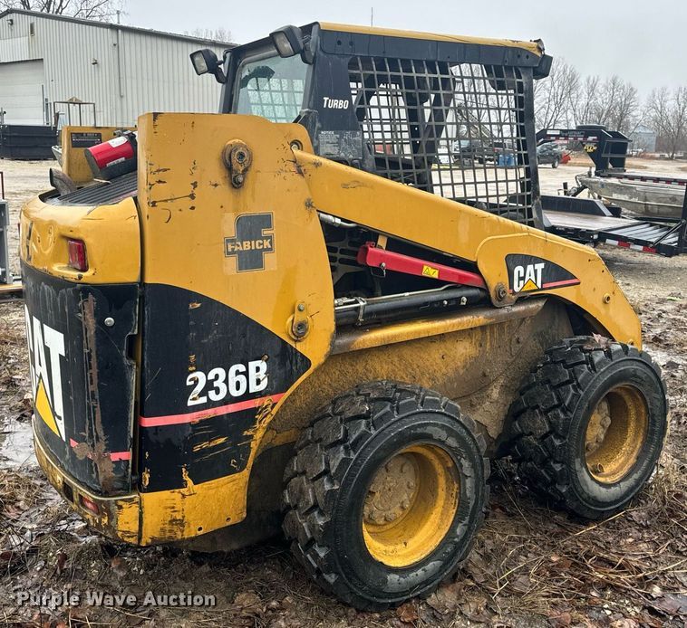 image for item NM9240 2007 Caterpillar 236B skid steer loader