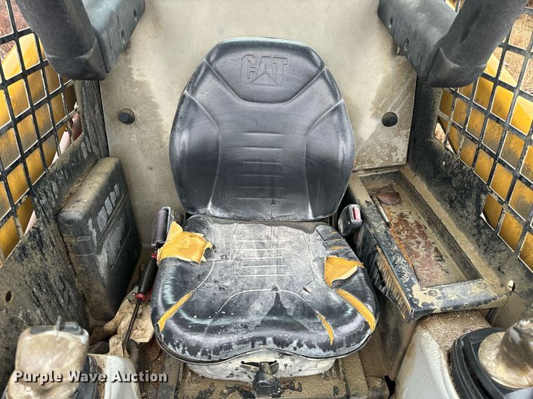 image for item NM9240 2007 Caterpillar 236B skid steer loader