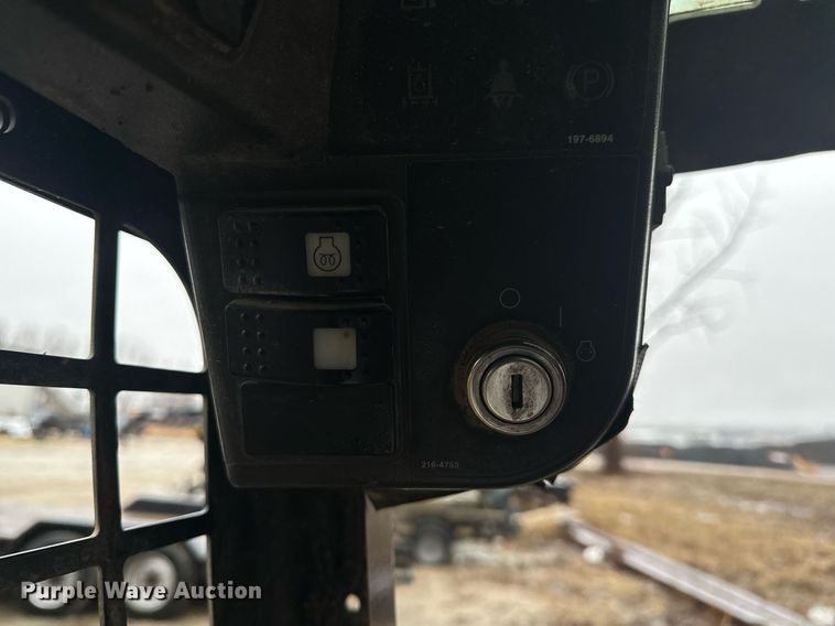 image for item NM9240 2007 Caterpillar 236B skid steer loader