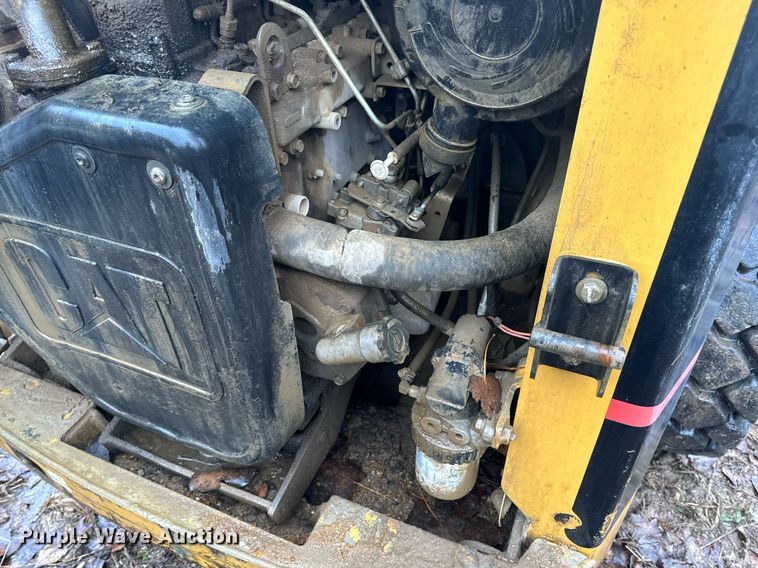 image for item NM9240 2007 Caterpillar 236B skid steer loader