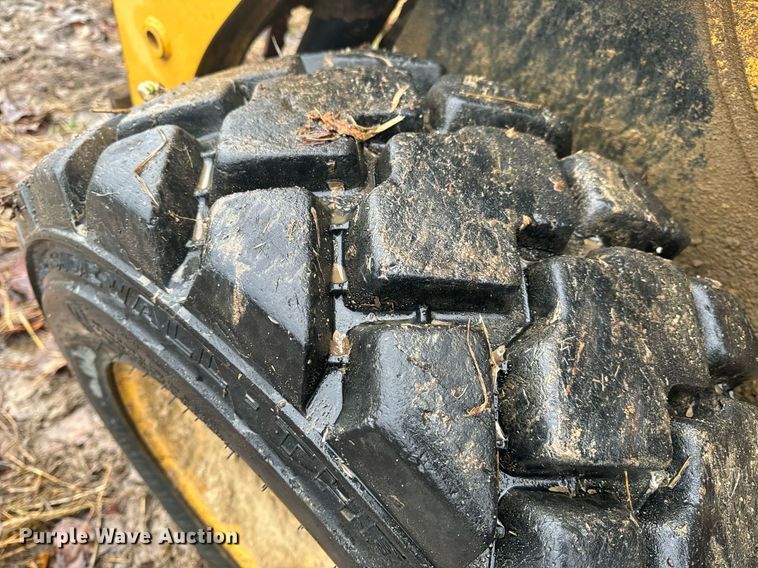 image for item NM9240 2007 Caterpillar 236B skid steer loader