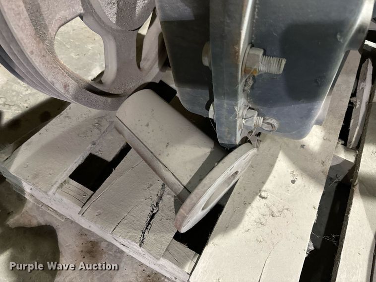 image for item NM9242 (3) gear boxes