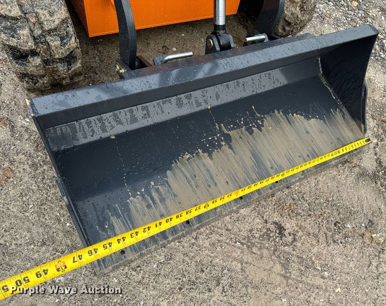 image for item NM9248 Landhero compact utility loader