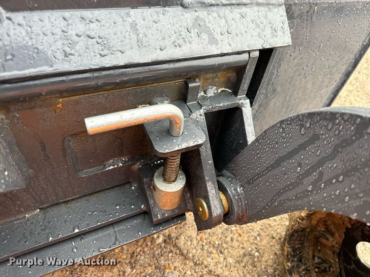 image for item NM9248 Landhero compact utility loader