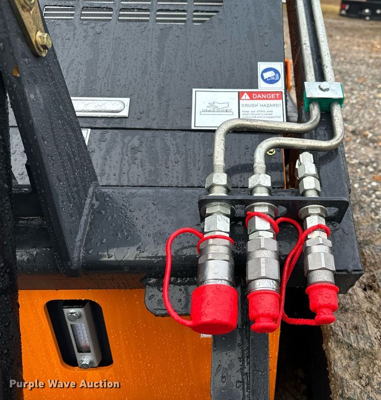 image for item NM9248 Landhero compact utility loader