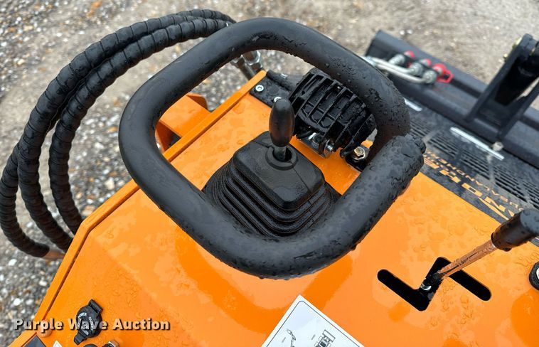 image for item NM9248 Landhero compact utility loader