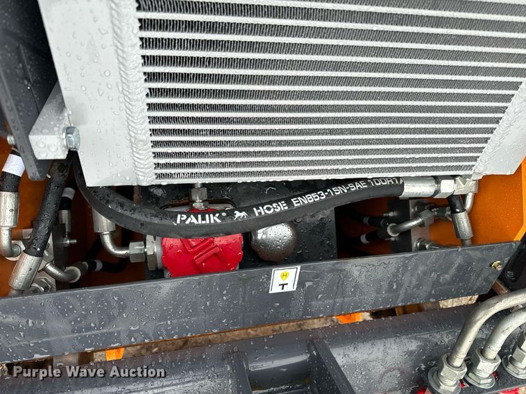 image for item NM9248 Landhero compact utility loader