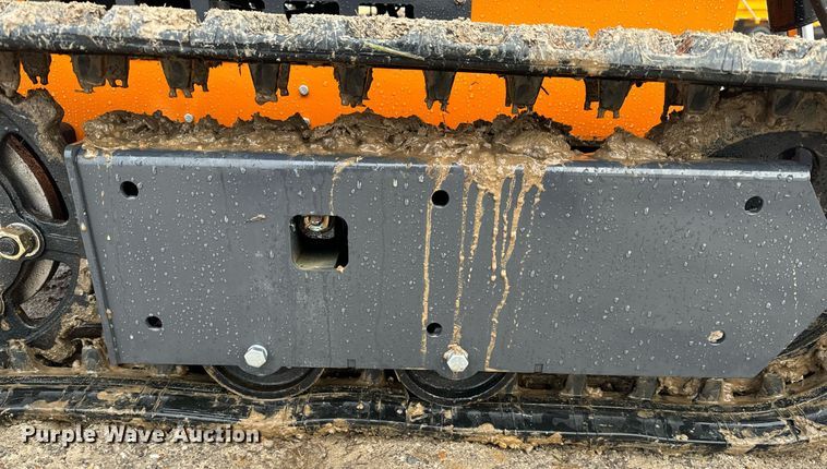 image for item NM9248 Landhero compact utility loader