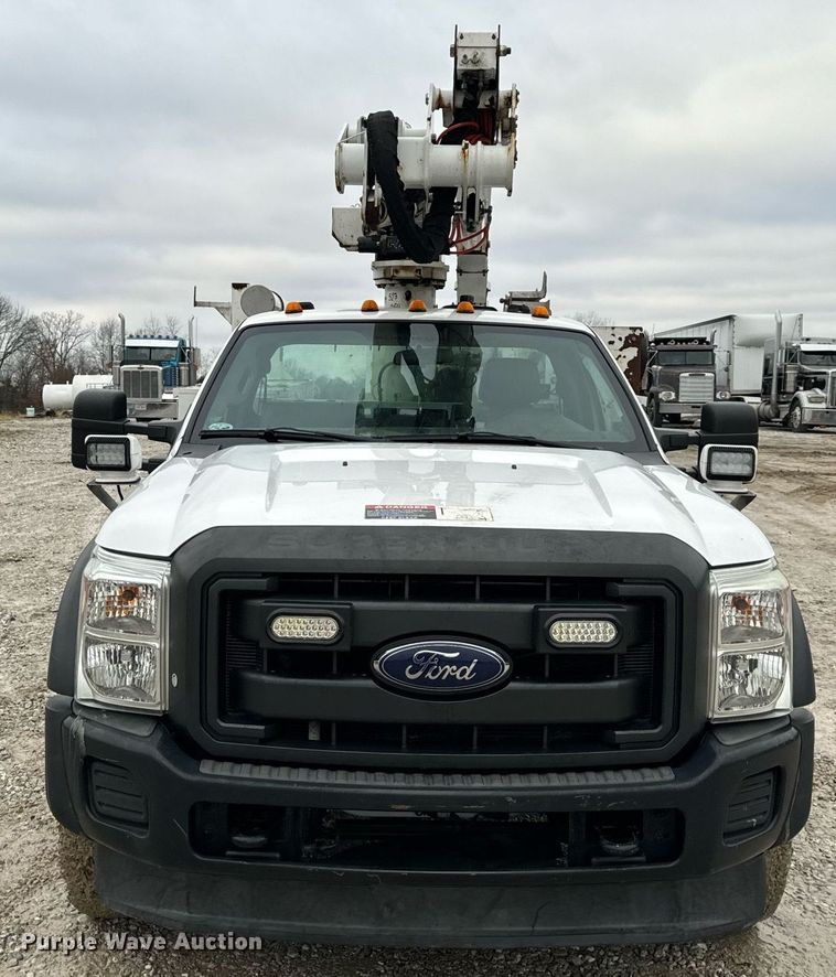image for item NM9253 2014 Ford F550 Super Duty XL bucket truck