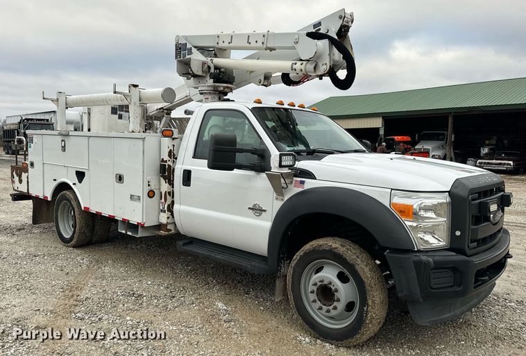 image for item NM9253 2014 Ford F550 Super Duty XL bucket truck