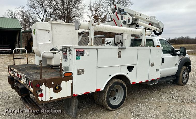 image for item NM9253 2014 Ford F550 Super Duty XL bucket truck