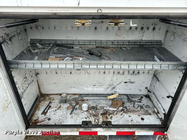 image for item NM9253 2014 Ford F550 Super Duty XL bucket truck