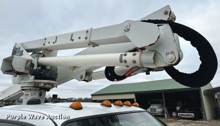 image for item NM9253 2014 Ford F550 Super Duty XL bucket truck