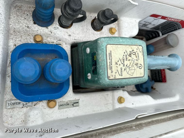 image for item NM9253 2014 Ford F550 Super Duty XL bucket truck