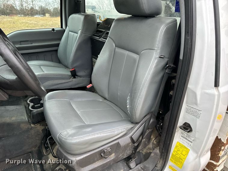 image for item NM9253 2014 Ford F550 Super Duty XL bucket truck