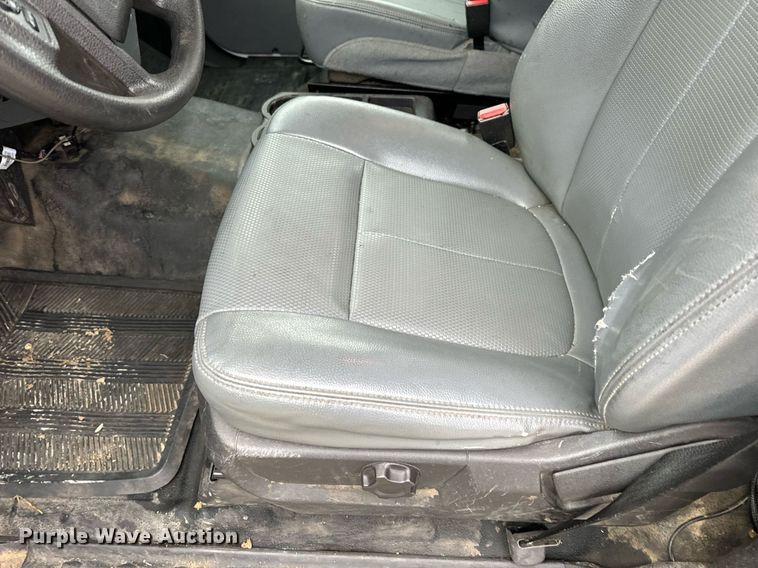 image for item NM9253 2014 Ford F550 Super Duty XL bucket truck