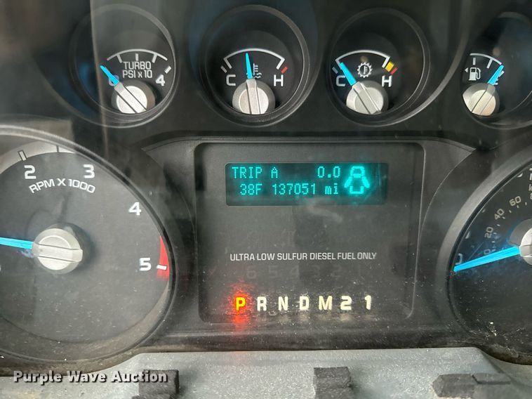 image for item NM9253 2014 Ford F550 Super Duty XL bucket truck