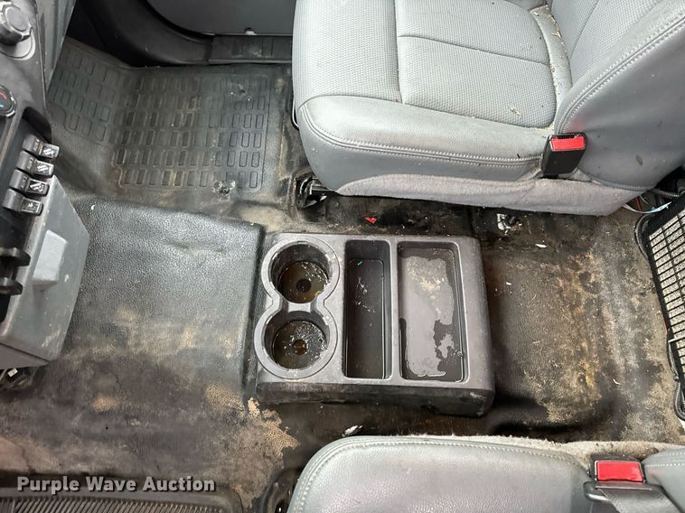 image for item NM9253 2014 Ford F550 Super Duty XL bucket truck