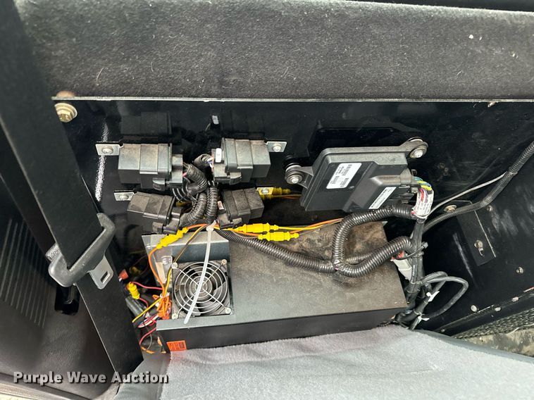 image for item NM9253 2014 Ford F550 Super Duty XL bucket truck