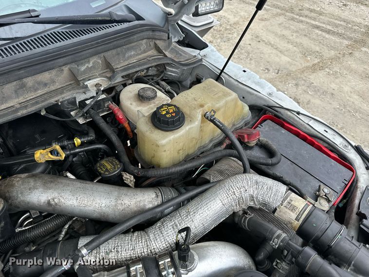 image for item NM9253 2014 Ford F550 Super Duty XL bucket truck