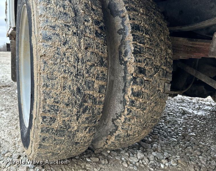 image for item NM9253 2014 Ford F550 Super Duty XL bucket truck