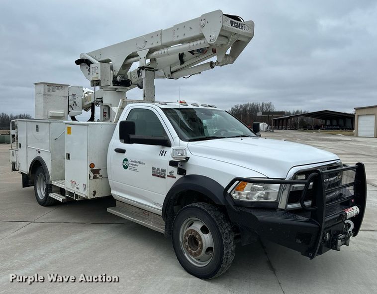 image for item NM9256 2014 Dodge Ram 5500HD bucket truck