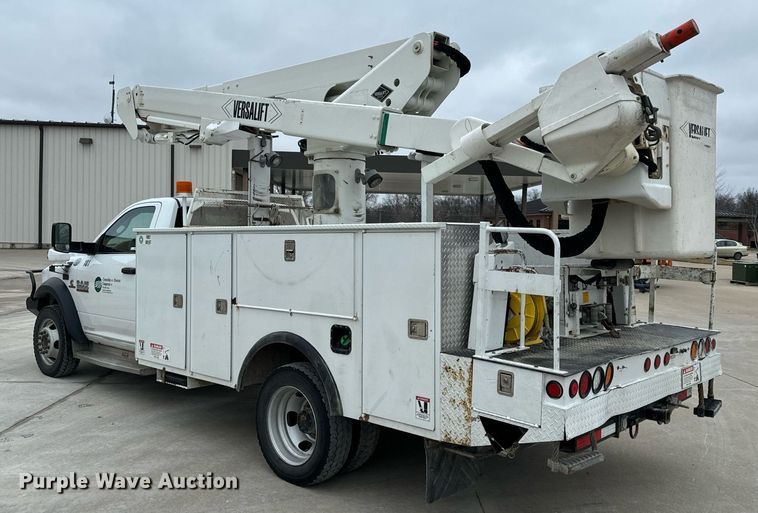 image for item NM9256 2014 Dodge Ram 5500HD bucket truck