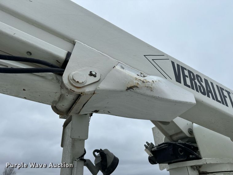 image for item NM9256 2014 Dodge Ram 5500HD bucket truck