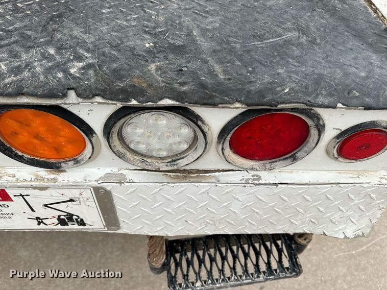 image for item NM9256 2014 Dodge Ram 5500HD bucket truck