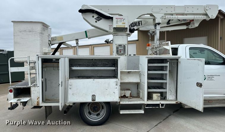 image for item NM9256 2014 Dodge Ram 5500HD bucket truck