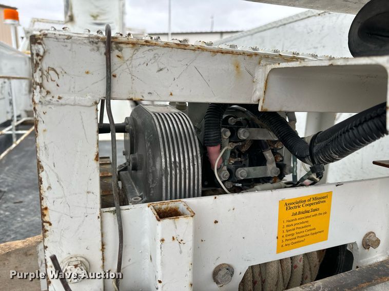 image for item NM9256 2014 Dodge Ram 5500HD bucket truck