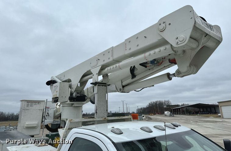 image for item NM9256 2014 Dodge Ram 5500HD bucket truck