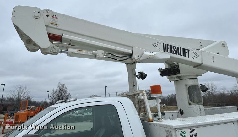 image for item NM9256 2014 Dodge Ram 5500HD bucket truck