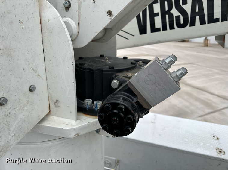 image for item NM9256 2014 Dodge Ram 5500HD bucket truck