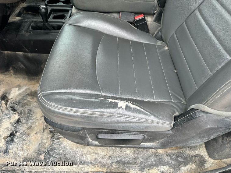 image for item NM9256 2014 Dodge Ram 5500HD bucket truck