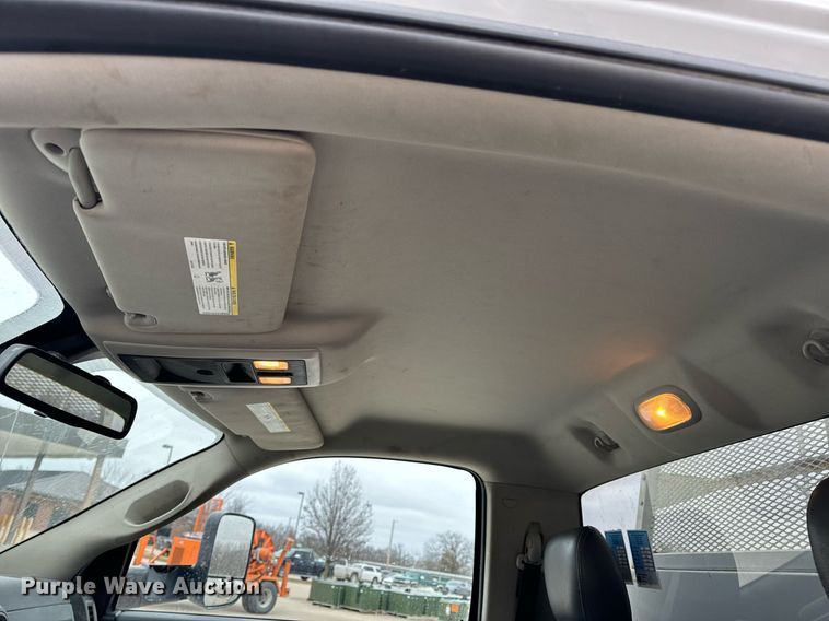 image for item NM9256 2014 Dodge Ram 5500HD bucket truck