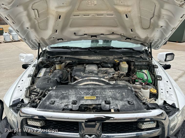 image for item NM9256 2014 Dodge Ram 5500HD bucket truck