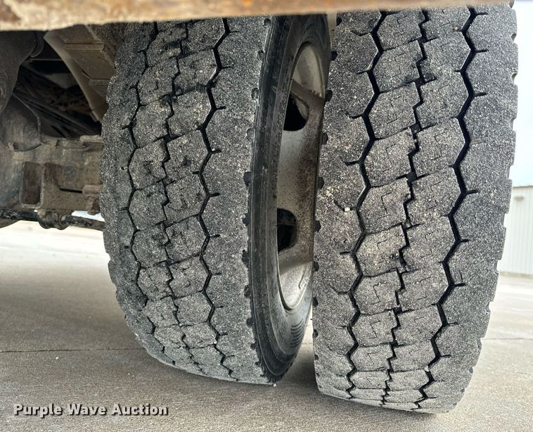 image for item NM9256 2014 Dodge Ram 5500HD bucket truck