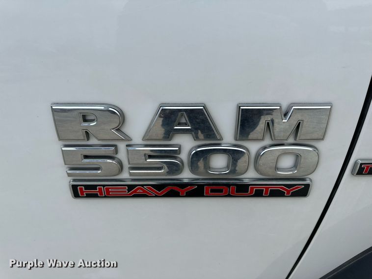 image for item NM9256 2014 Dodge Ram 5500HD bucket truck