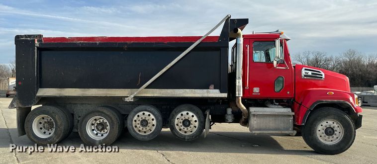 image for item NM9262 2016 Western Star 4700SF dump truck