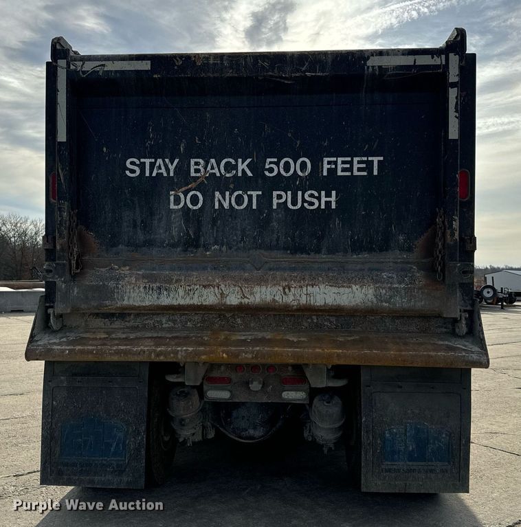 image for item NM9262 2016 Western Star 4700SF dump truck