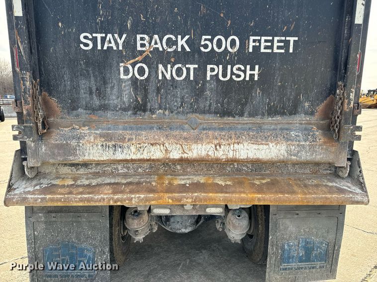 image for item NM9262 2016 Western Star 4700SF dump truck