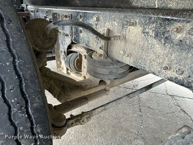 image for item NM9262 2016 Western Star 4700SF dump truck